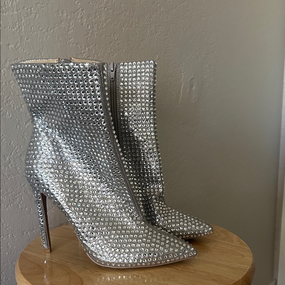 Steve Madden Shoes - Steve Madden Winnings Rhinestone Heeled Booties